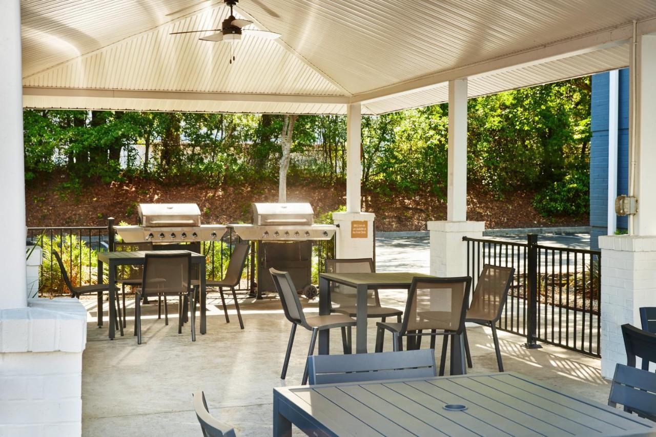 Candlewood Suites Charleston-Northwoods By Ihg North Charleston Eksteriør billede