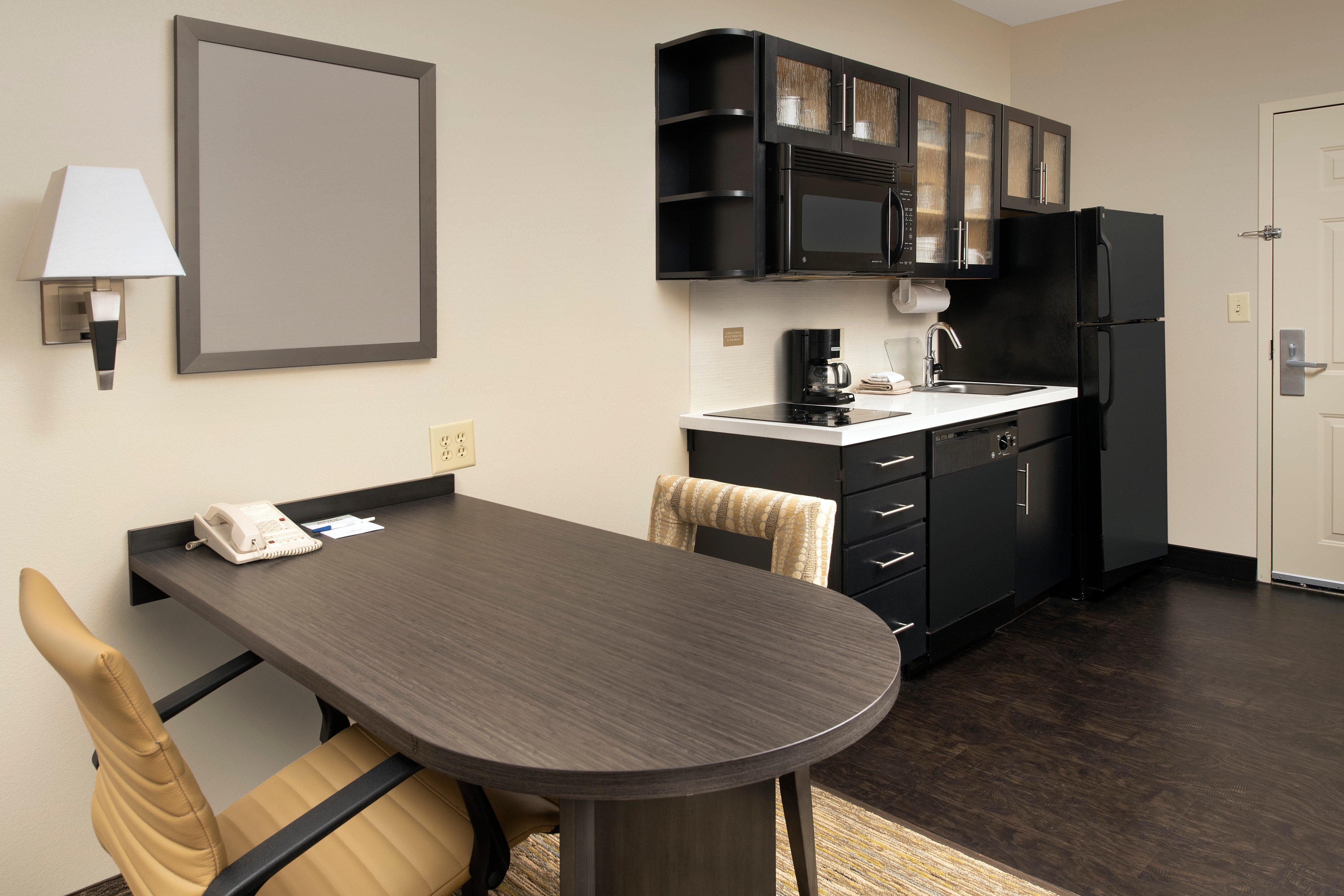 Candlewood Suites Charleston-Northwoods By Ihg North Charleston Eksteriør billede